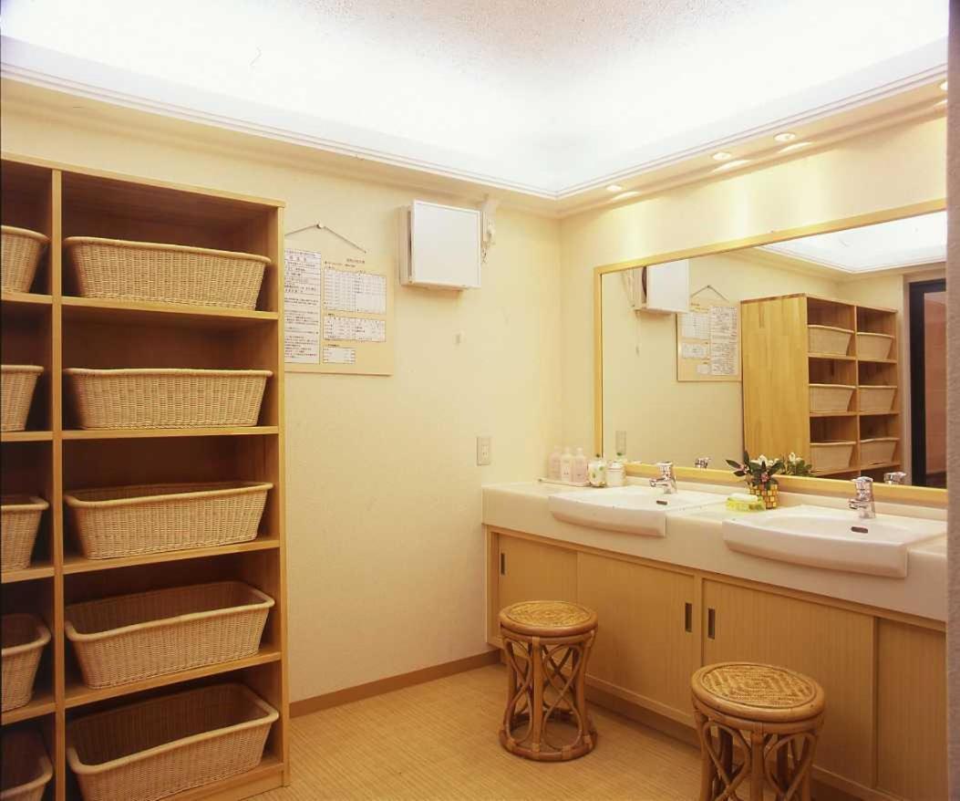 Japanese Seryo 傳統日式旅館 4*